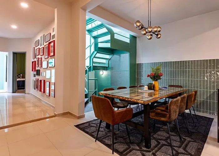 Spacious Condesa Stay, Rooftop Dining, Bbq México DF