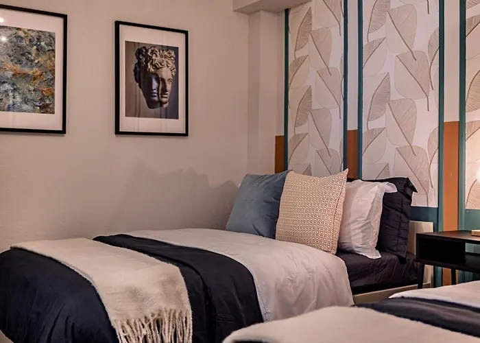 Spacious Condesa Stay, Rooftop Dining, Bbq