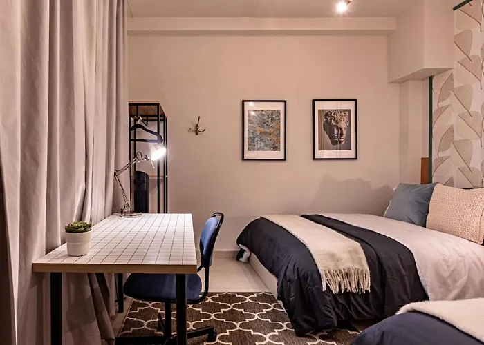 Spacious Condesa Stay, Rooftop Dining, Bbq Holiday home *
