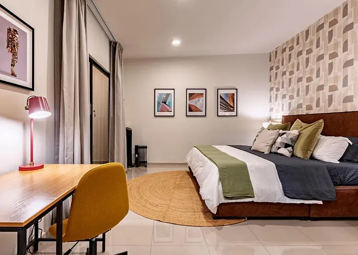 Spacious Condesa Stay, Rooftop Dining, Bbq *