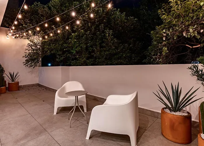 Spacious Condesa Stay, Rooftop Dining, Bbq * México DF